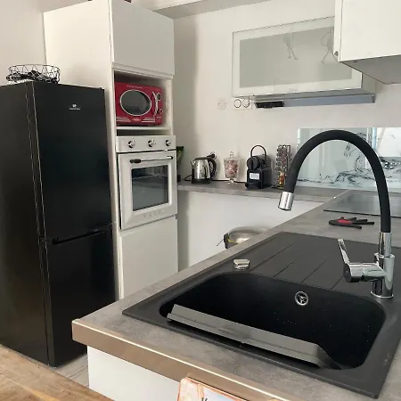 3 Pieces Avec Terrasse Entre Et Centre Arcachon